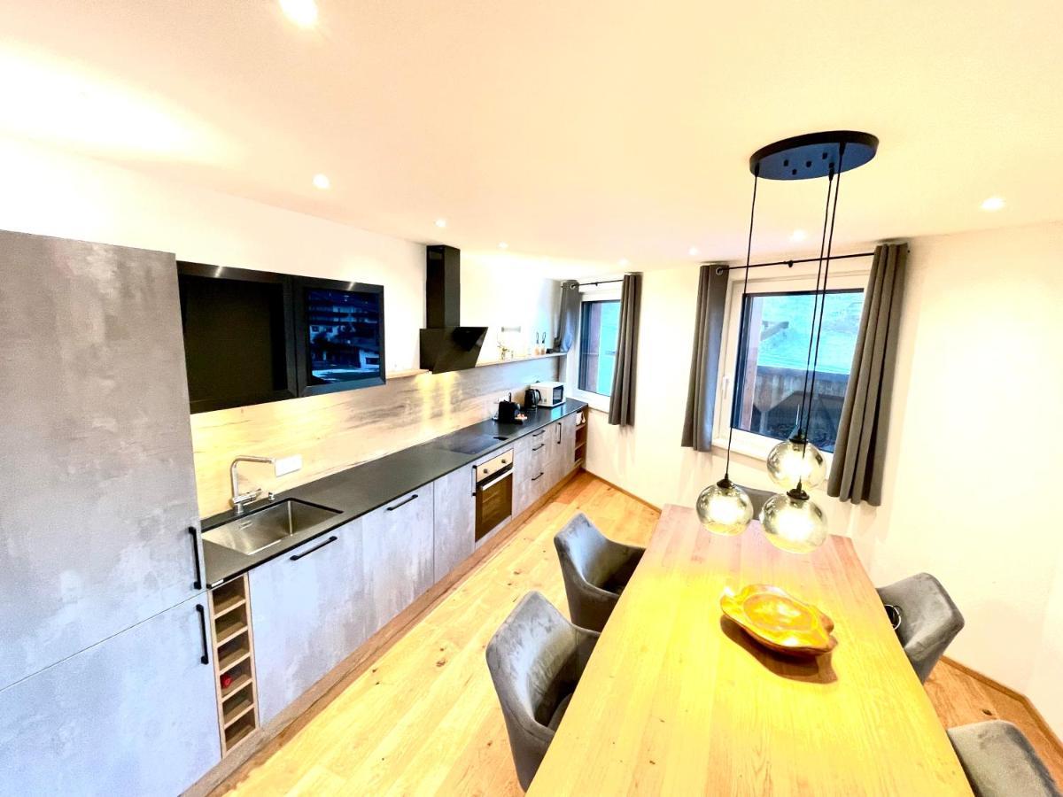 Royal Swan Appartement, Tirol フューゲン エクステリア 写真